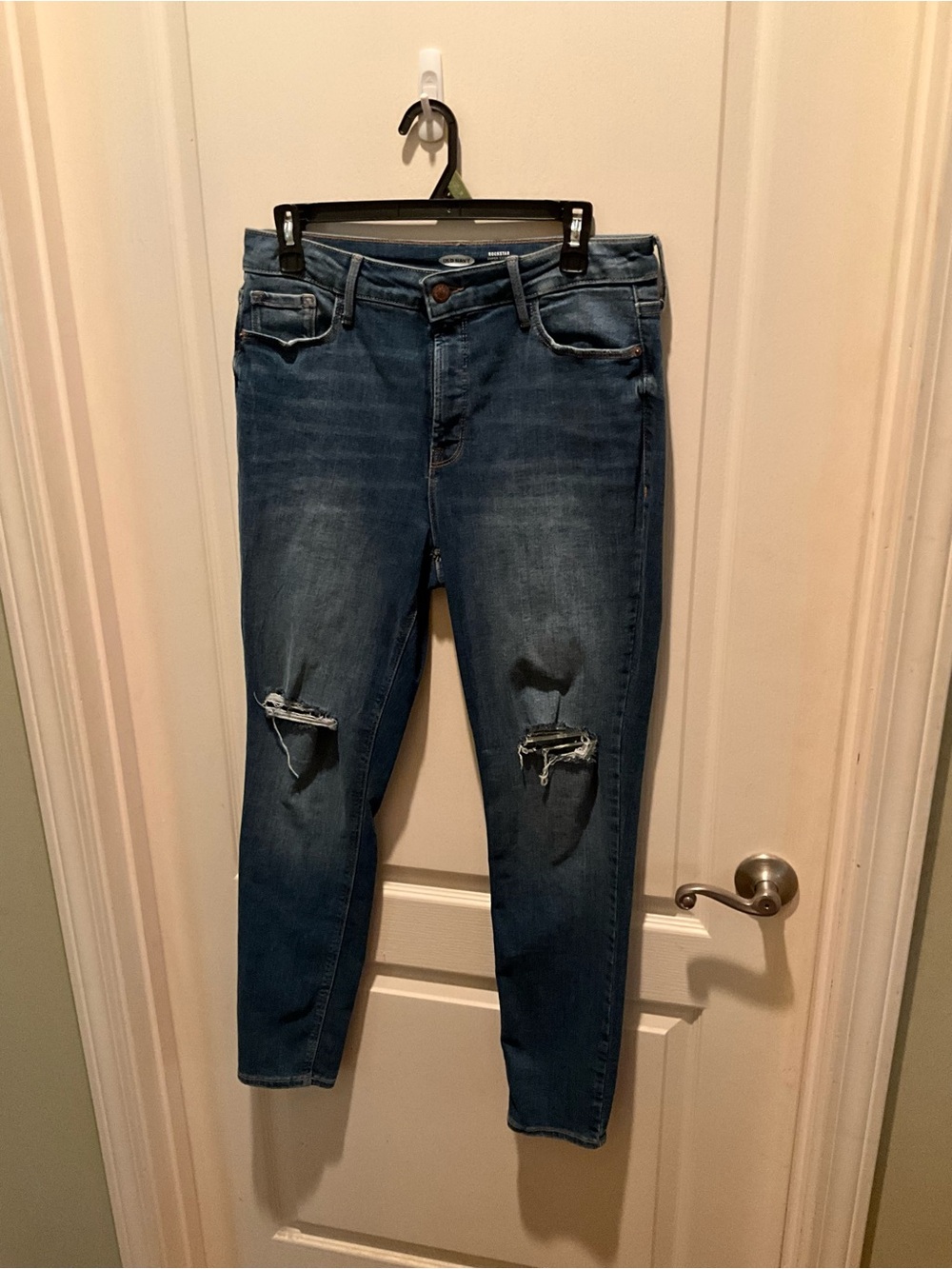 Old Navy Women's Dark Blue Ripped Skinny Jeans